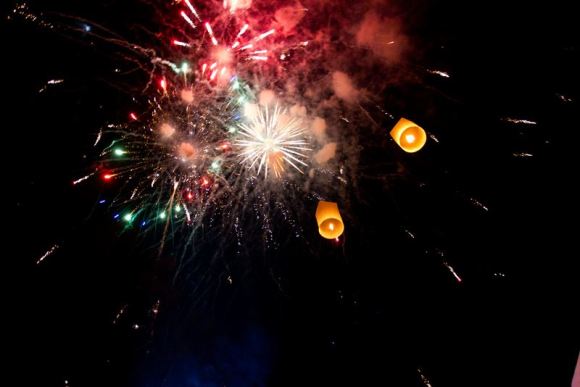 270134_10151132877881039_1339179701_n